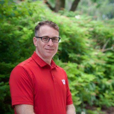 Dr. Daniel Kapust